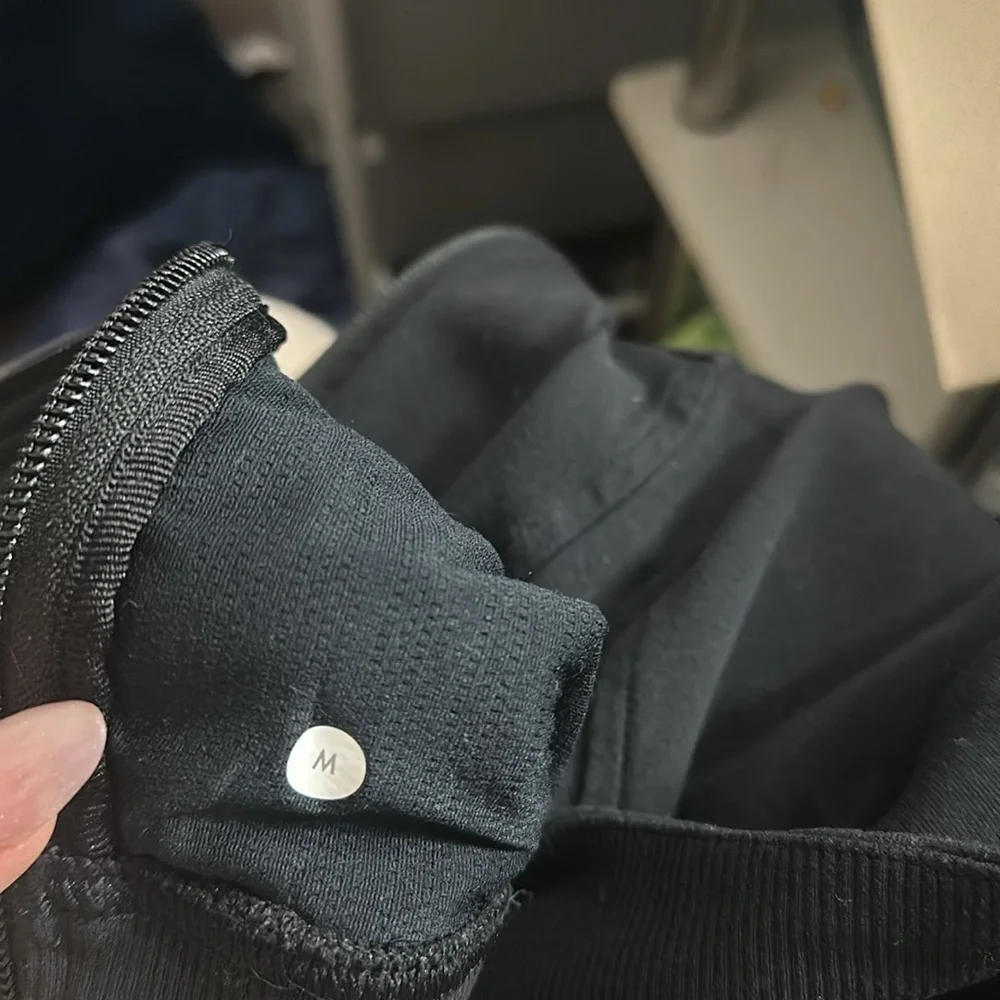 Lululemon Kung Fu Athletic Jacket Full Zip Pocket black sz m